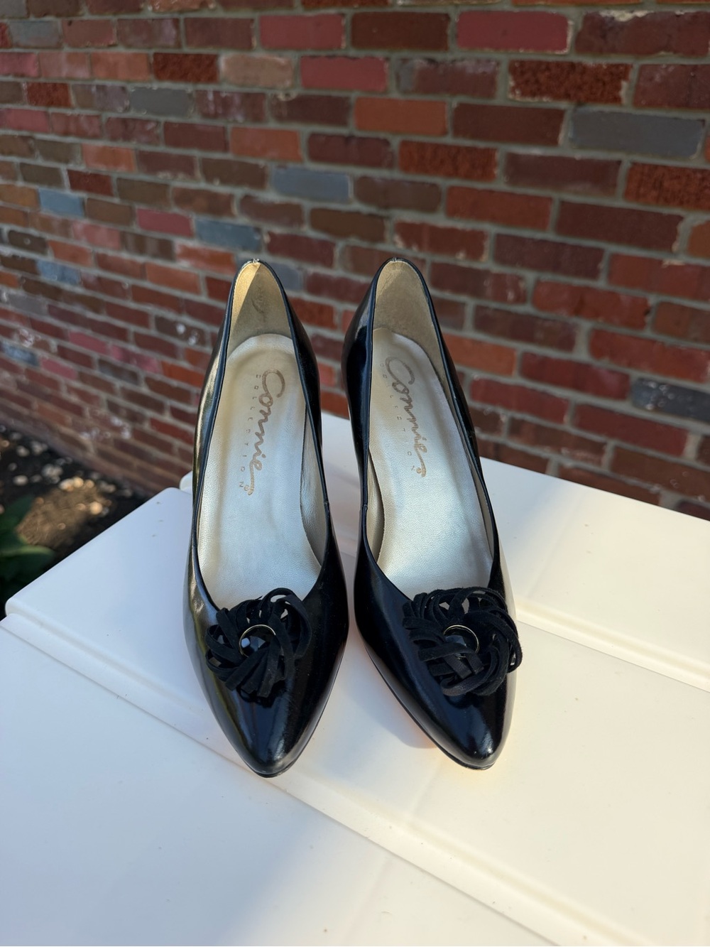 Vintage 1980s-90s Black Patent Pointed Toe Pumps with Rosette Accent
